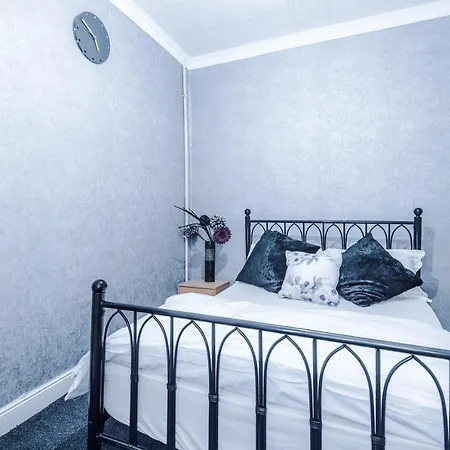 Stunning Three Bed House In Bradford * Bradford (West Yorkshire)